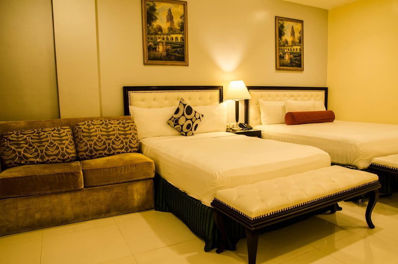 Dreamwave Hotel Ilagan Exteriör bild